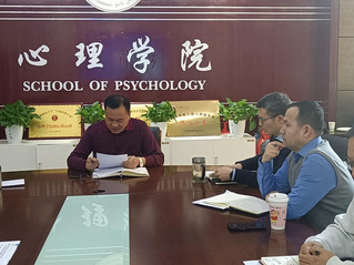 弘扬教育家精神  加强教师队伍...
